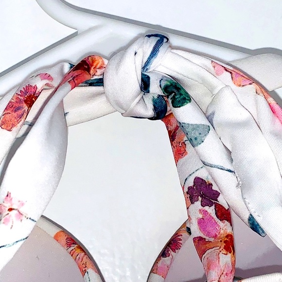 SOLD: H&M Bra - Picture 4 of 4